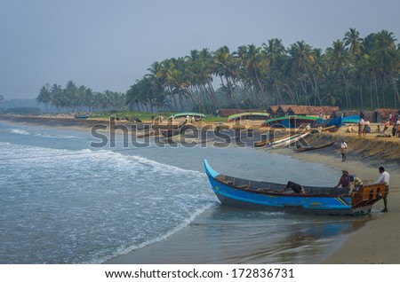 KERALA, SOUTH INDIA - DES 07: Traditional fishing in Southern India on Desember, 07, 2013 in Kerala, India