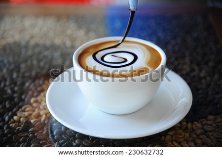 making hot coffee art