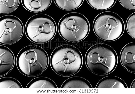 Frontal shot of closed soft drink cans