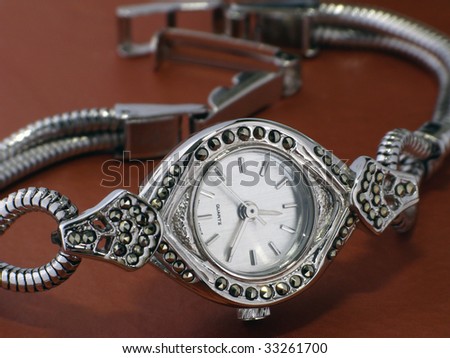 Female wrist watch