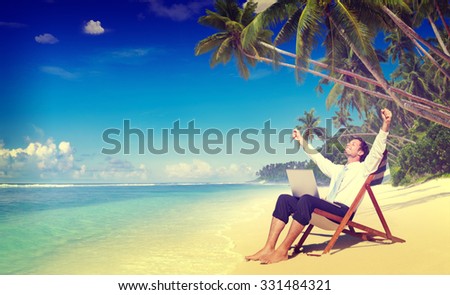 Businessman Relaxation Vacation Working Outdoors Beach Concept