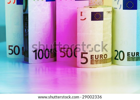 Twenty, Fifty, Five, One Hundred and Five Hindred Euro banknotes focusing on five.