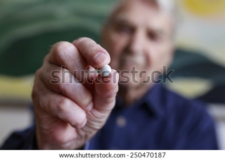 hands of an old caucasian man with medicaments old age and health ilustration
