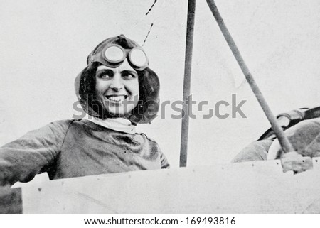 France, 1912: Reproduction Of Vintage Photography Of American Pilot Harriet Quimby, Who Had Become The First Woman To Pilot An Aircraft Across The English Channel, In France At Apr 16, 1912