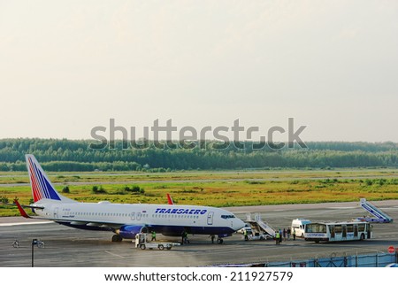 NIZHNY NOVGOROD. RUSSIA. JULY 31, 2014. STRIGINO AIRPORT.  Boeing-737 plane service.