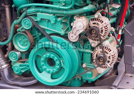 Internal combustion engine of a large truck