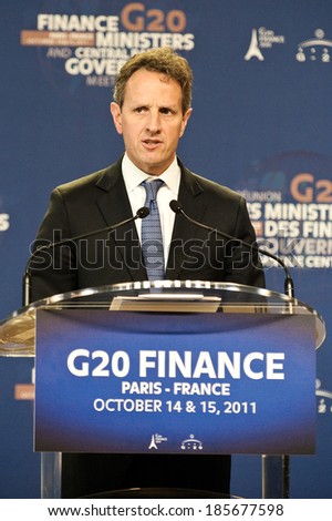 PARIS, FRANCE - OCTOBER 15, 2011 : Timothy Geithner in french Ministry of economy during the G20 Finances in Paris.