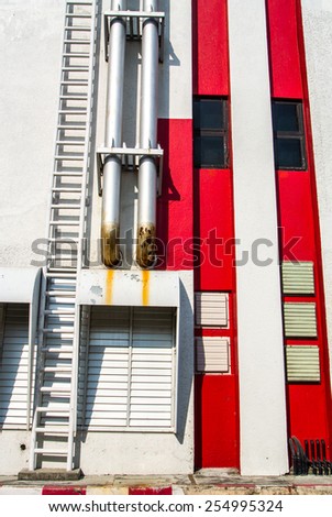Metallic tube for air ventilation on industrial building.