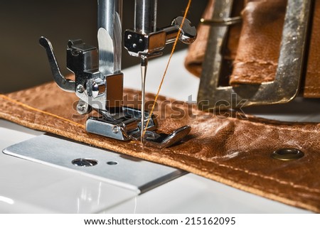 sewing machine and item of clothing