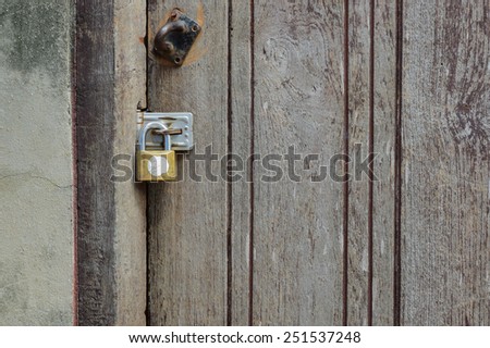 old door is lock with new key
