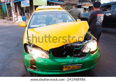 UDONTHANI,THAILAND : Morning of December 31, 2014 at 6:36 taxi collided with a pickup truck through the fire.