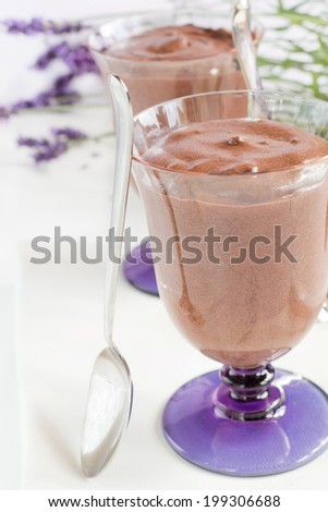 Light chocolate mousse with  flowers of lavender