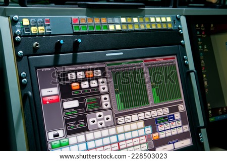 Professional monitor for control in the studio recording