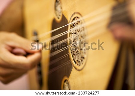 Oud player