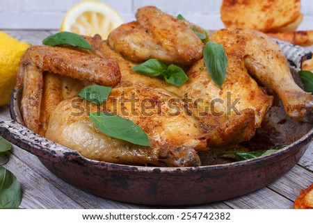 Chicken on Bread With Herbs and Lemon