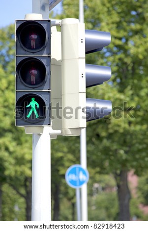 traffic light, green