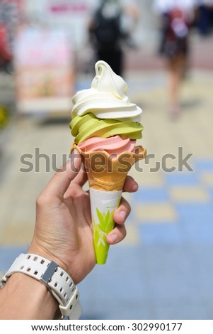 Close-up Triple Flavor Ice Cream