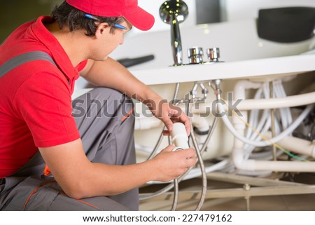 Professional plumber. Plumbing repair service.