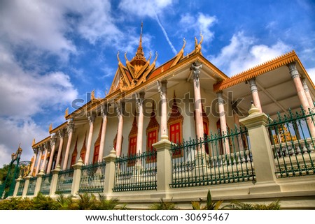 throne hall in the royal palace in phnom penh - cambodia