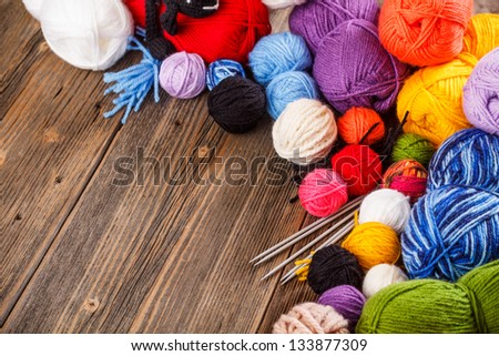 Set of colorful ball of yarn make frame