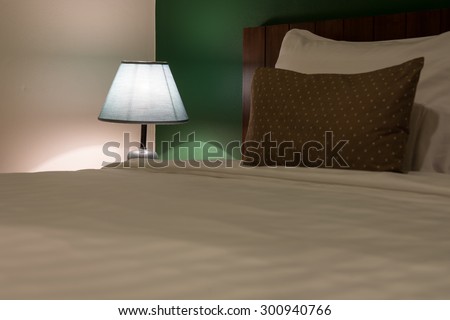 Lighting in the bedroom, bedroom decor to make it look better.