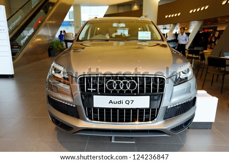 SINGAPORE - DECEMBER 15: Audi Q7 luxury crossover SUV on display at the opening of the new Audi Centre Singapore December 15, 2012 in Singapore