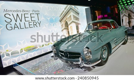 PARIS - SEPTEMBER 24: 300 SL classic car on display at the Mercedes Benz gallery along Champ Elysees, taken on September 24, 2014 in Paris, France
