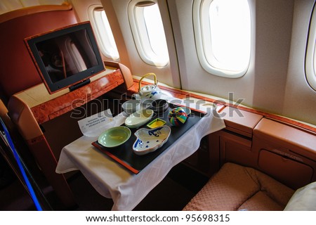SINGAPORE - FEBRUARY 12: First class cabin in Singapore Airlines\' (SIA) last Boeing 747-400 aircraft at Singapore Airshow February 12, 2012 in Singapore