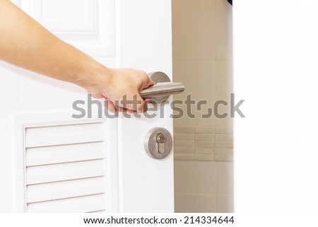 hand open the Door