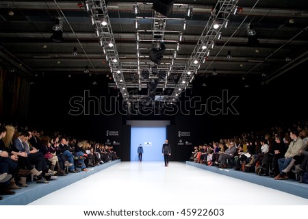 VALENCIA SPAIN FEBRUARY 3 Models on the catwalk wear a Paco Roca design for the Valencia Fashion Week on February 3 2010 in Valencia Spain. VALENCIA SPAIN FEBRUARY 3 Models on the catwalk wear a Paco Roca design for the Valencia Fashion Week on February 3 2010 in Valencia Spain.