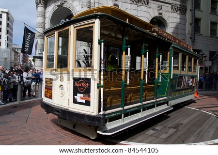 SAN FRANCISCO - AUG 20: A cable car turns around at the end of its line on August 20, 2011 in San Francisco. It is the oldest mechanical public transport in San Francisco since 1873.
