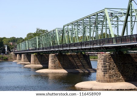 A bridge crossing over the Delaware River