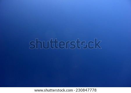 Light effect and glare on blue sky using a polarization filter.