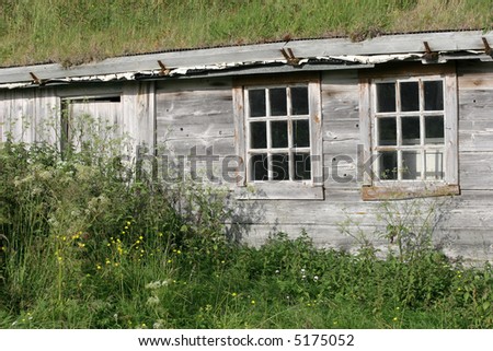 House with grass roof from before World War II. Hamningberg is well preserved, abandoned fishing village in, eastern Finnmark, Norway