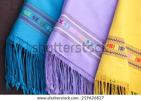 Vintage fabric Thailand is made of hand-woven cotton fabric. Are most commonly used in the Northeast of Thailand.