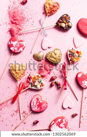 heart cookie pops for Valentine's Day