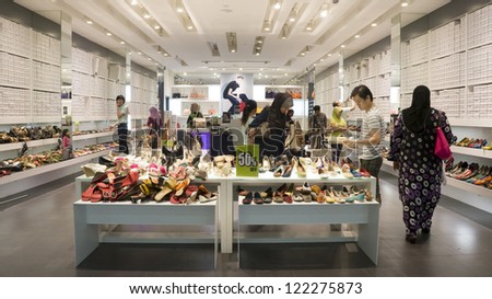 KUALA LUMPUR DEC 19 Shoe Stores in Jaya Jusco Wangsa Maju Kuala Lumpur made sales during the festive Christmas day in Kuala Lumpur Malaysia on Dec 19 2012 KUALA LUMPUR DEC 19 Shoe Stores in Jaya Jusco Wangsa Maju Kuala Lumpur made sales during the festive Christmas day in Kuala Lumpur Malaysia on Dec 19 2012