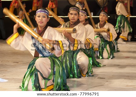 KUALA LUMPUR, MALAYSIA-MAY 21: Dancers perform the traditional dance during the celebration of Color of 1 Malaysia on May 21, 2011 in Kuala Lumpur, Malaysia.