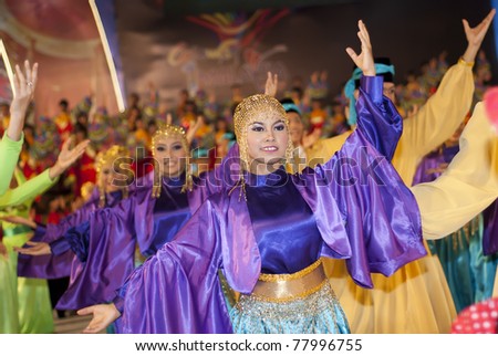 KUALA LUMPUR, MALAYSIA-MAY 21: Dancers perform the dance during the celebration of Color of 1 Malaysia on May 21, 2011 in Kuala Lumpur, Malaysia.