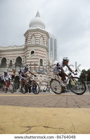 KUALA LUMPUR, MALAYSIA - OCTOBER 16: Cyclist from Terengganu Pro Asia team during OCBC Cycle Malaysia in Kuala Lumpur, Malaysia on October 16, 2011.