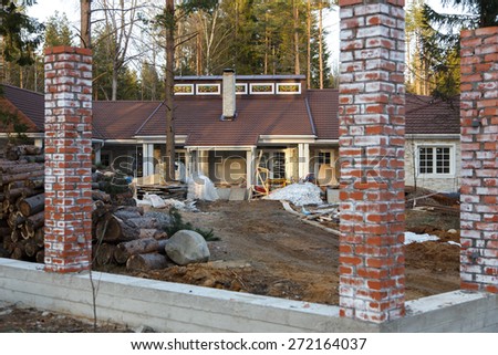Construction of country cottage