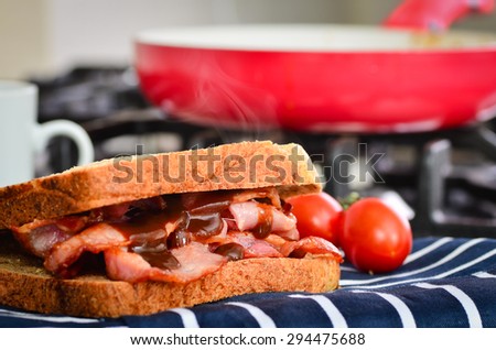 Bacon sandwich with brown sauce