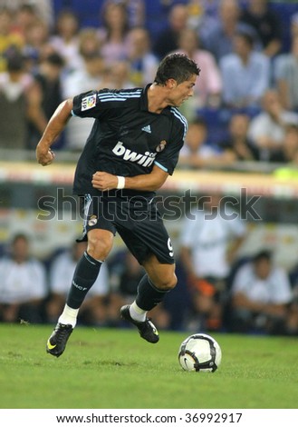 Ronaldo Action on Foto 12 Cristiano Ronaldo Of Real Madrid In Action During A Spanish