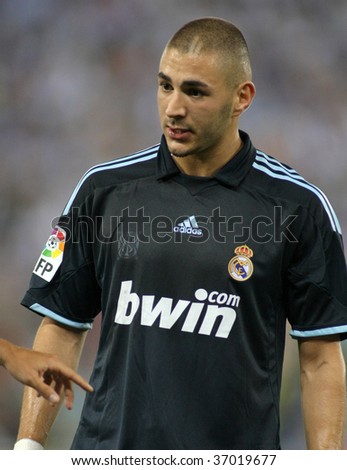 12 Karim Benzema of Real Madrid in action