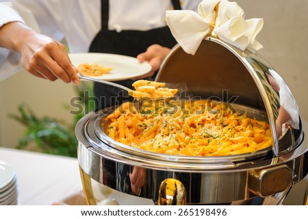 Food tray pasta