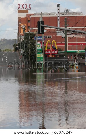 stock photo : BRISBANE, AUSTRALIA - JAN 13 : Flood Brisbane Milton brewery 