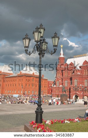 Old-fashioned street lamp with dark sky, moscow near kremlin