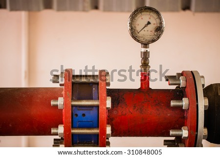 Measure water pressure  in water supply pipe