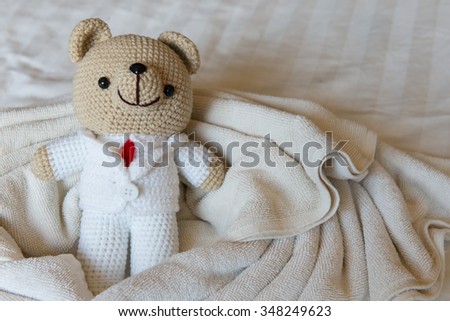 bear doll in love, Toy bears with wedding, two teddy bears on the bed.