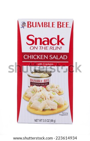 ALAMEDA, CA - OCTOBER 14, 2014: 3.5 ounce box of Bumble Bee brand Snack On The Run Chicken Salad with Crackers. Great snack for adults and kids on the go. A Healthy lunch alternative for children.